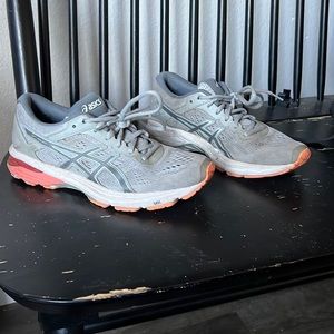 Women’s GT-1000 ASICS Running Shoes 8.5